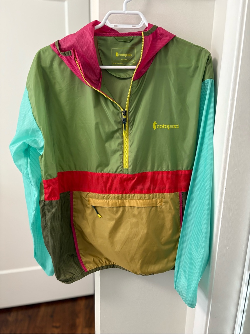 Cotopaxi Colorblock Women’s Rain Pullover - Green, Teal & Red